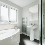 Stylish Spacious In Redcar