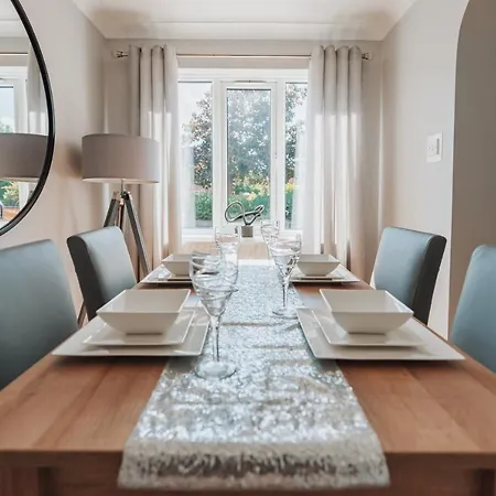 Stylish Spacious In Redcar Holiday home