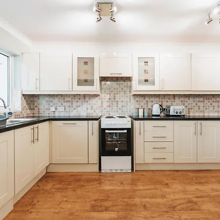 Stylish Spacious In Redcar * Redcar