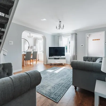 Stylish Spacious In Tatil Evi