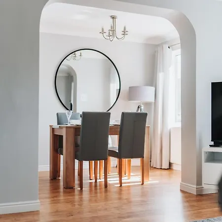 Stylish Spacious In Redcar * Редкар